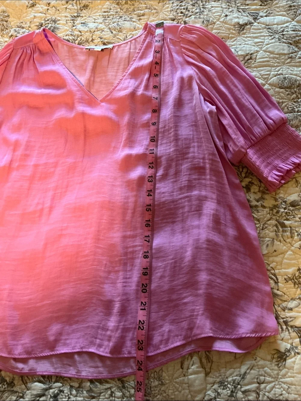 Smooth Pink V-Neck Puff Sleeve Top